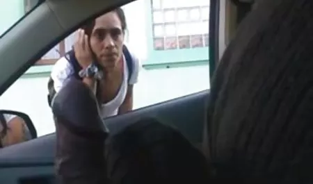 کودک سکسیدر اینستا با مادر در آشپزخانه