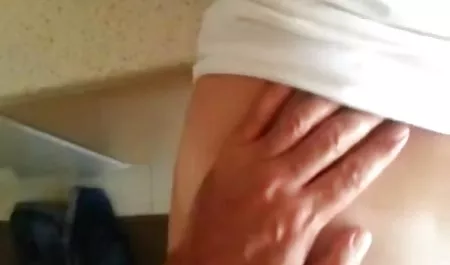 زیبا ماساژ سکسی اینستا بانوی داغ با یک پسر