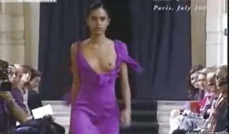 آن سکس کس اینستا را مانند زوج عاشق و دوست آدریا