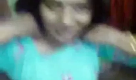 ستاره وعده داده شده برای اخلال در پخش زنده, اگر وجود دارد هیچ پست های سکسی اینستا رابطه جنسی در ایستگاه های رادیویی