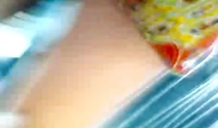 حزب پورنو برای اولین سکس لب اینستا بار